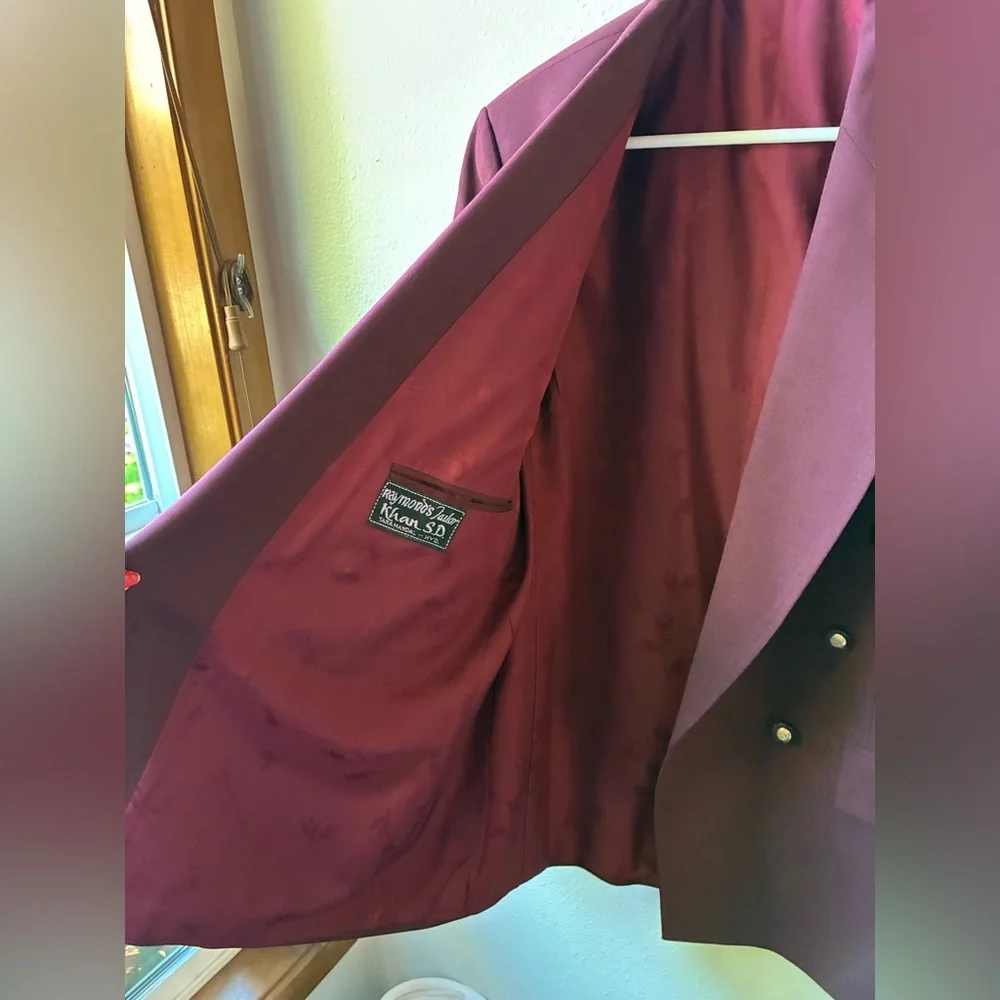 EUC Double-Breasted Blazer in Burgundy (Size L) - Picture 2 of 12